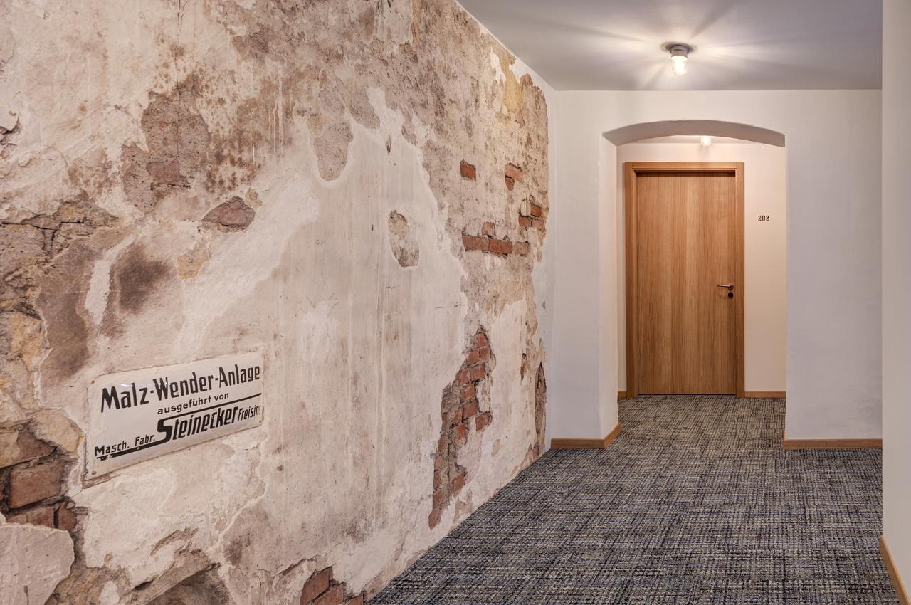 Hotel Roehrl Sinzing ภายนอก รูปภาพ