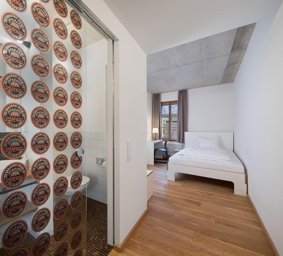 Hotel Roehrl Sinzing ภายนอก รูปภาพ